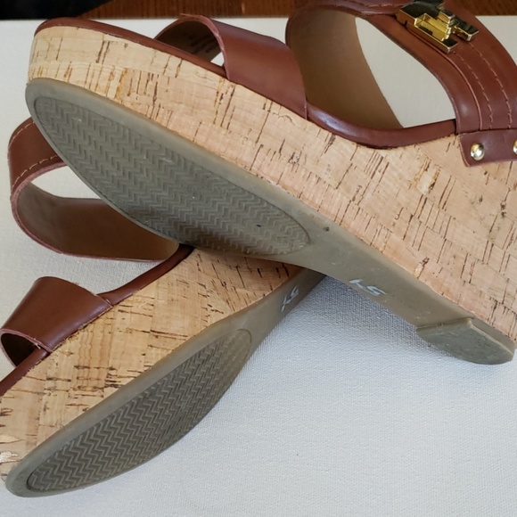 TOMMY HILFIGER brown wedge sandals size 8.5 - Picture 6 of 6